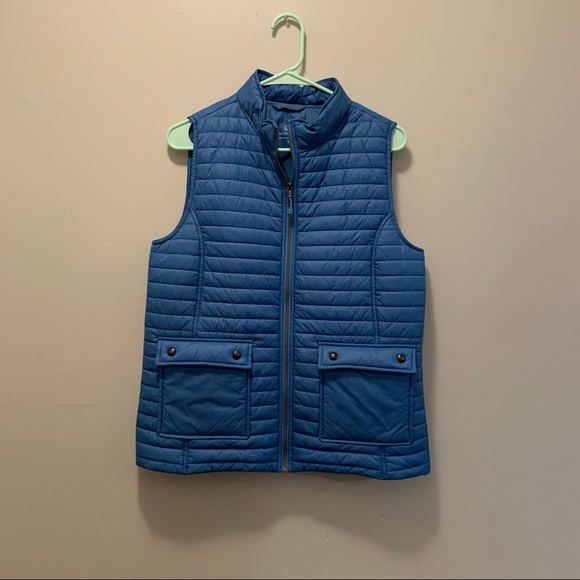 Vineyard Vines Jackets & Blazers - Women’s Vineyard Vines Puffer Vest Size Med